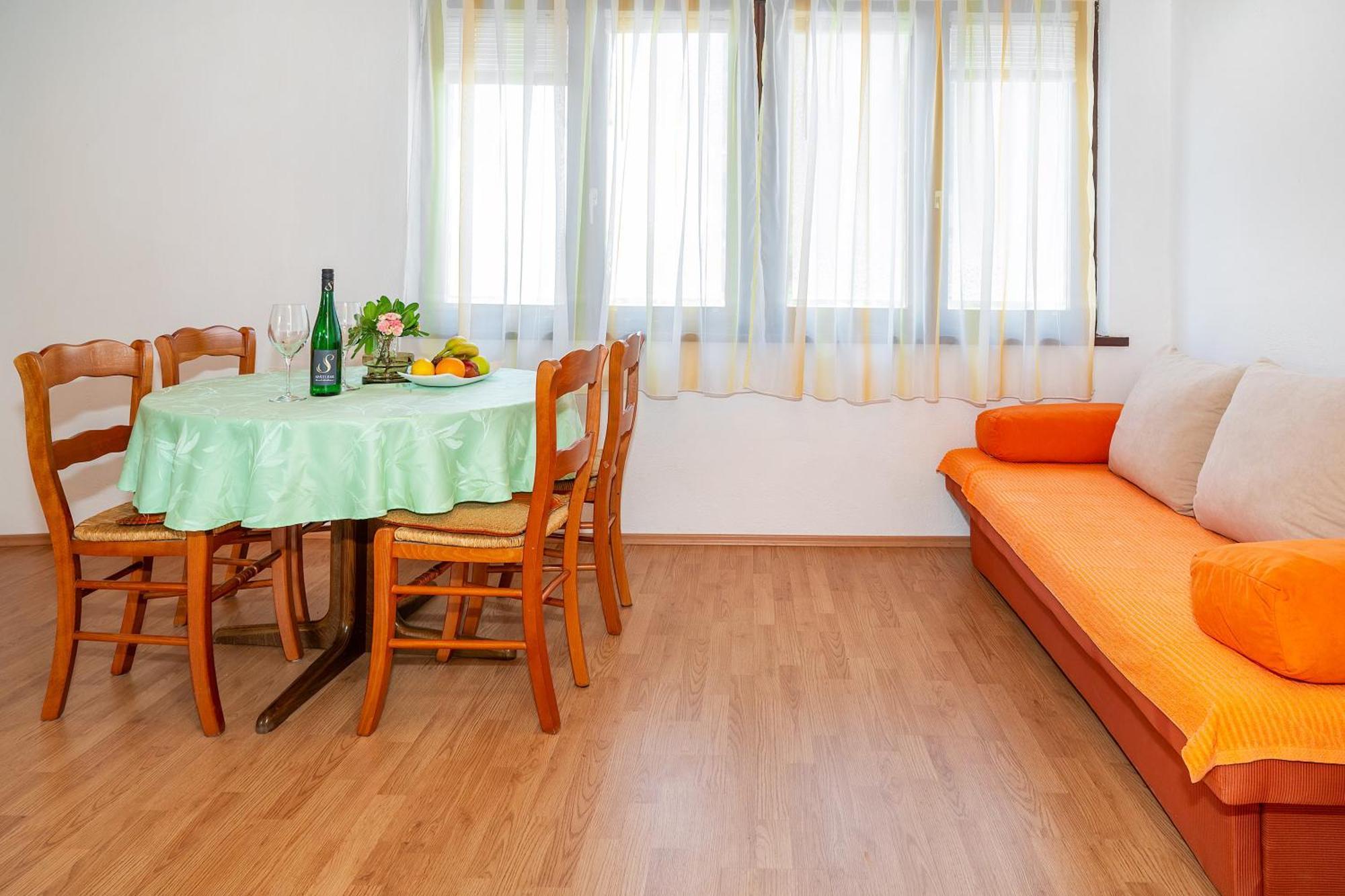Apartments Sucur With Terrace Башка Экстерьер фото